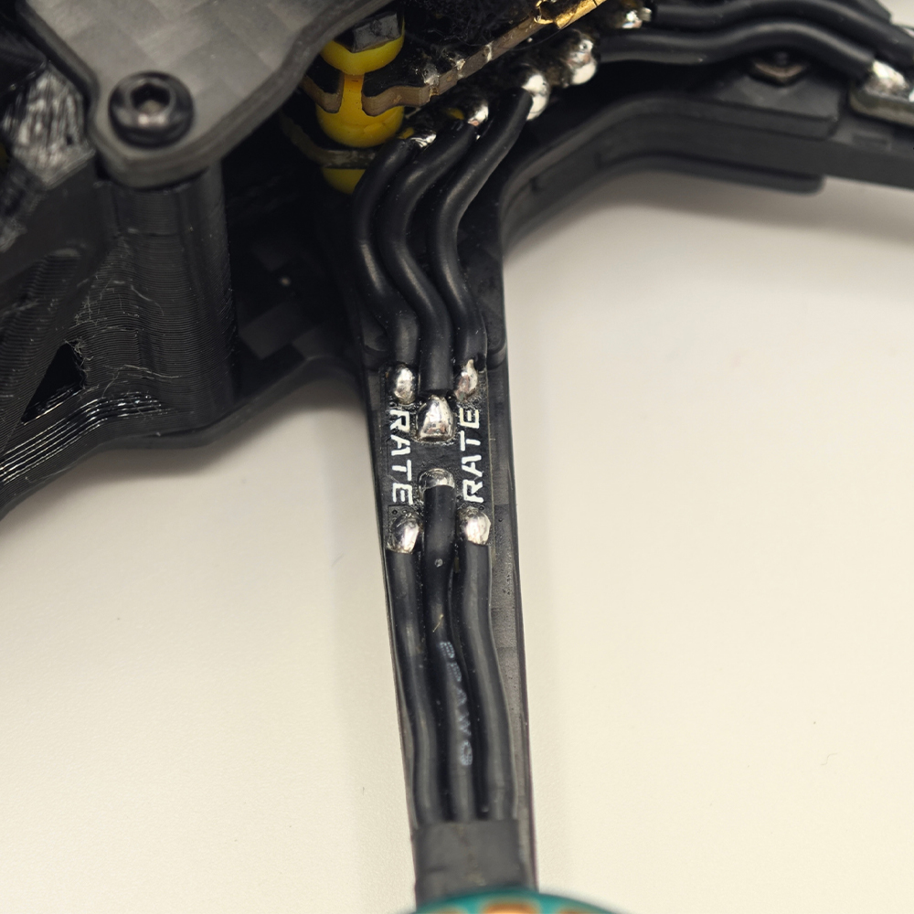 Płytka przedłużająca przewody  – Drone Battery Plate recenzja i cena